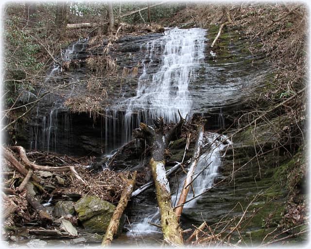 Crooked Arm Cascades - Image 3