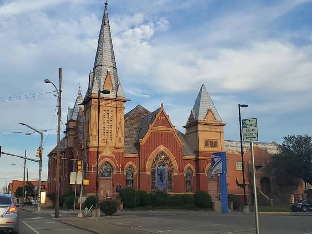 Central Christian Church - Image 2