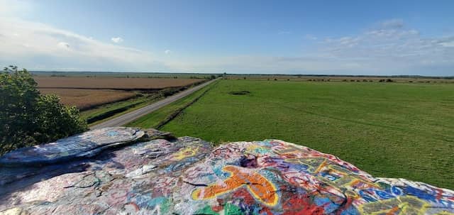 Owen's Rock - Image 2