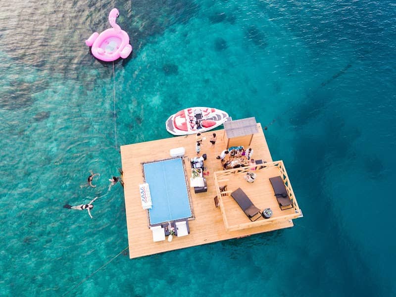 Beachgang Party Shack - Image 1