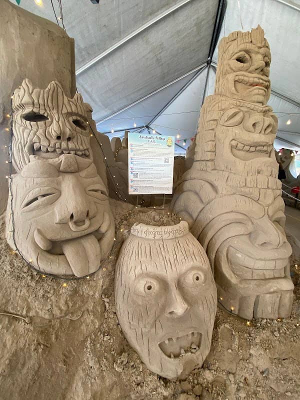 Holiday Sand Sculpture Village - Image 3