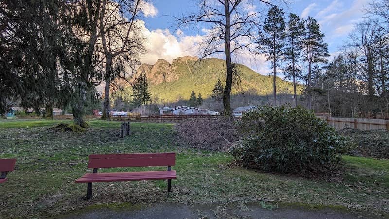 E J Roberts Park - Image 2