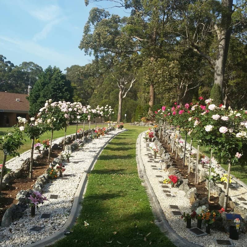 Innes Gardens Memorial Park - Port Macquarie - Image 1