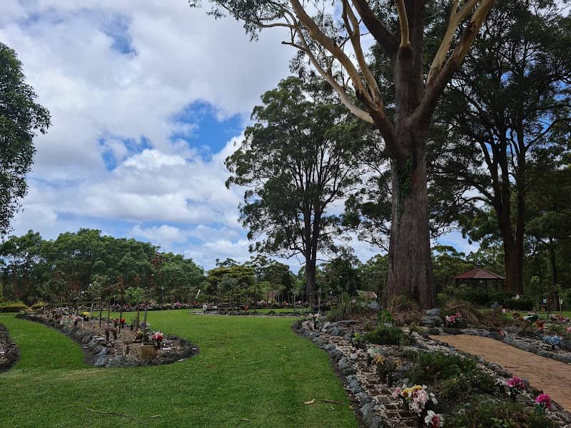 Innes Gardens Memorial Park - Port Macquarie - Image 2