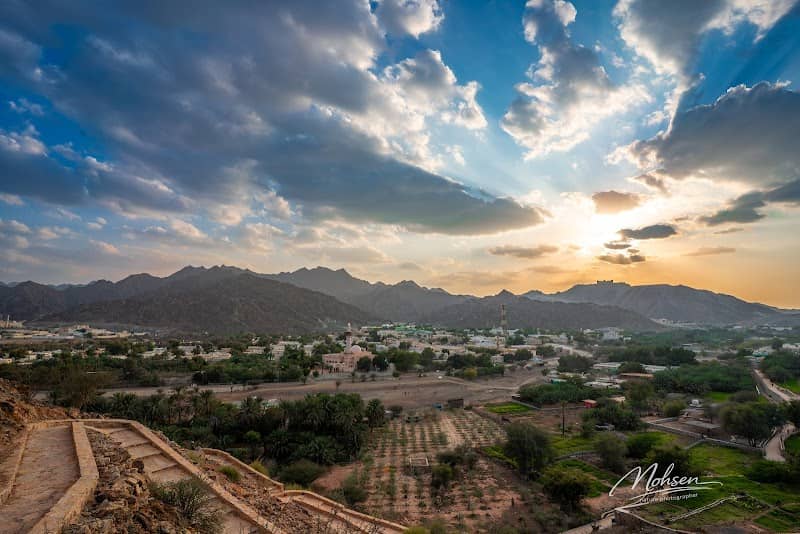Al Bomah Tower Resting place - Image 1