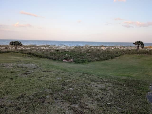 Beach Access - between Captains Court & Beach Walker - Image 2