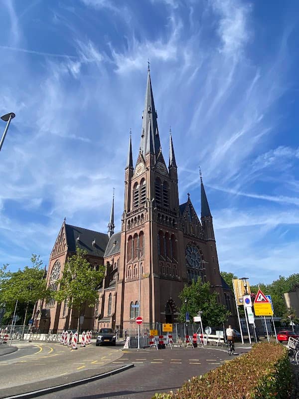 Kerk tuin - Image 1