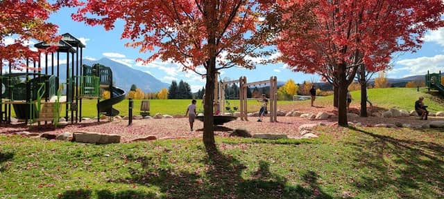 Triangle Park - Image 2