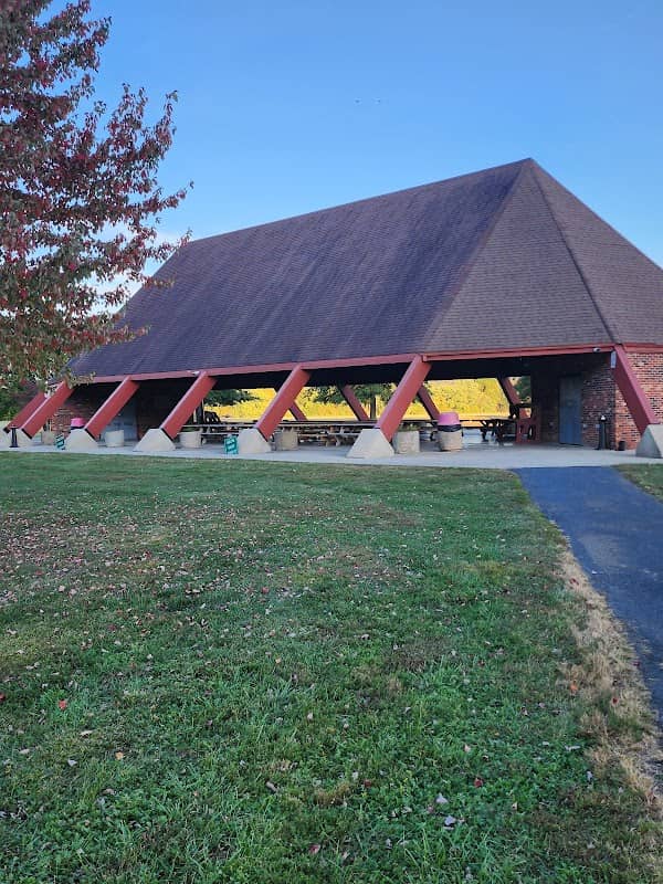 Earl Thomas Conley Riverside Park - Image 1