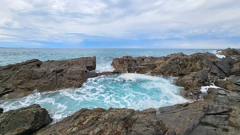 Pine Point lookout - Image 1