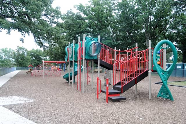 Hart's Woods Park - Round Lake Area Park District - Image 1