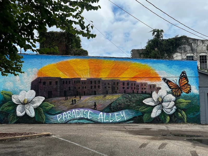 Paradise Alley Mural - Image 1