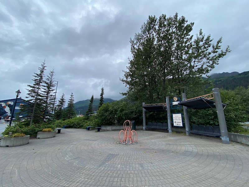 Whale Tail Park - Image 3