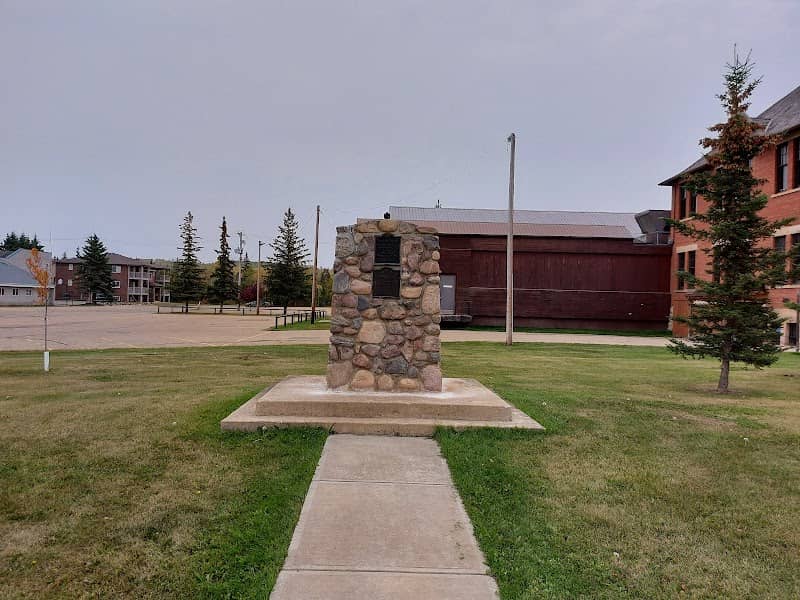 Athabasca Cenotaph - Image 1