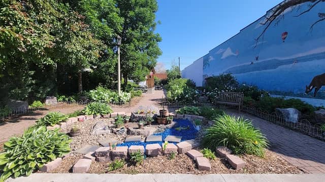 Paul Weiser Pocket Park - Image 1