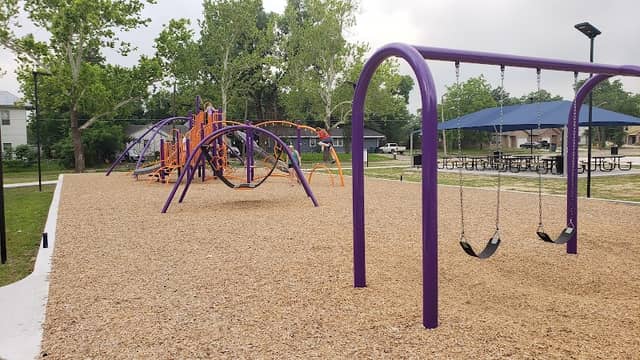 Austin Park - Image 1