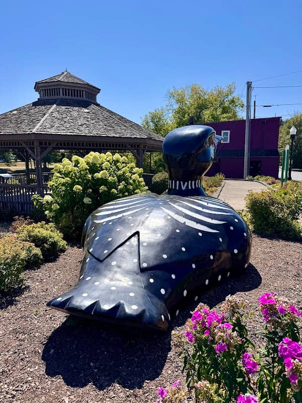 Lincoln Loon - Image 1