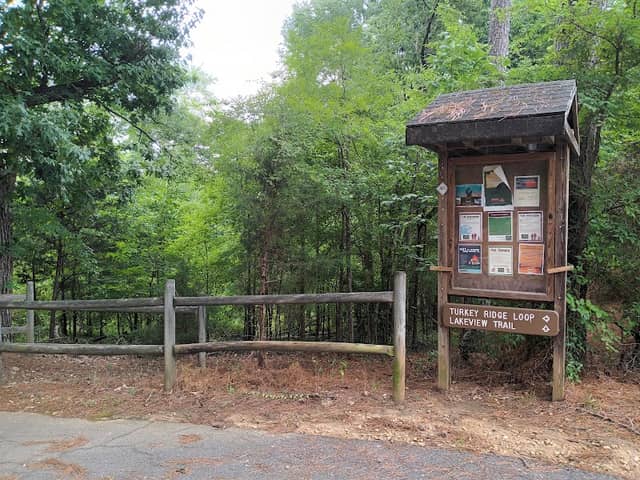 Lakeview loop trail at Hickory Knob - Image 2