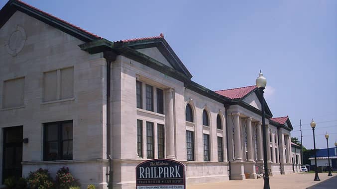 Historic RailPark & Train Museum - Image 2