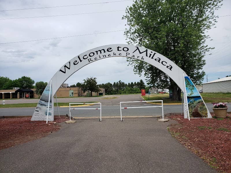 Reineke Park - Image 1