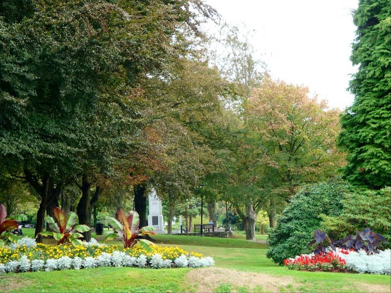 Victoria Park - Image 2