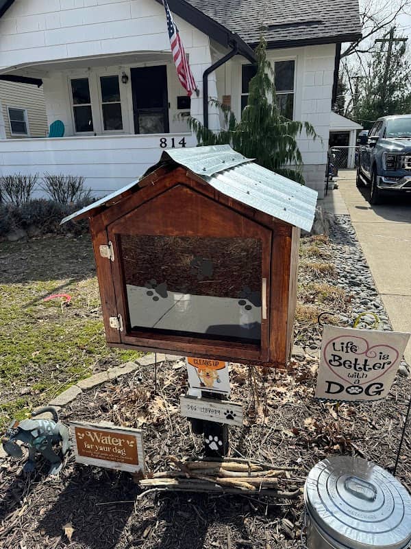 Dog library - Image 1