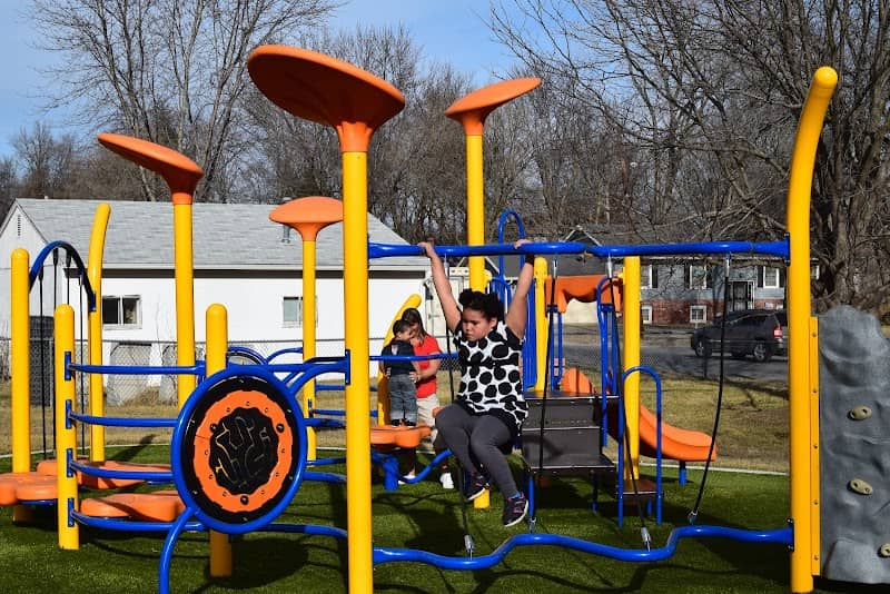 Little Corner Park - Image 1