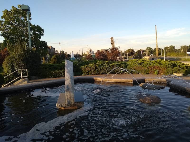 Lockview Park - Image 1