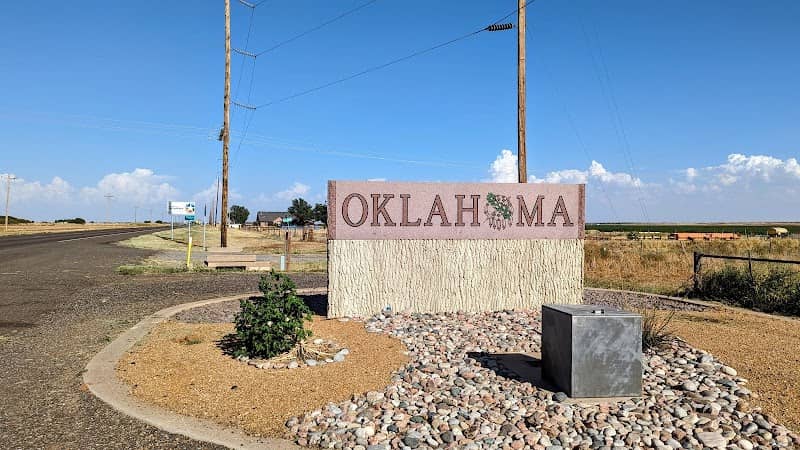 Oklahoma State Line Monument - Image 2