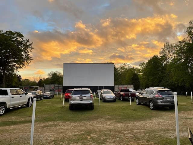 25 Drive In Auto Theatre - Image 1