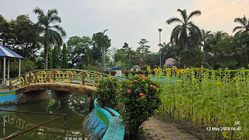 Hatiberia Satish Samanta Park - Image 1