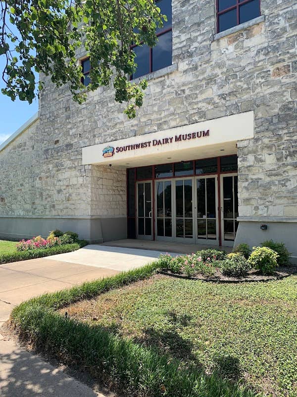Southwest Dairy Museum - Image 3