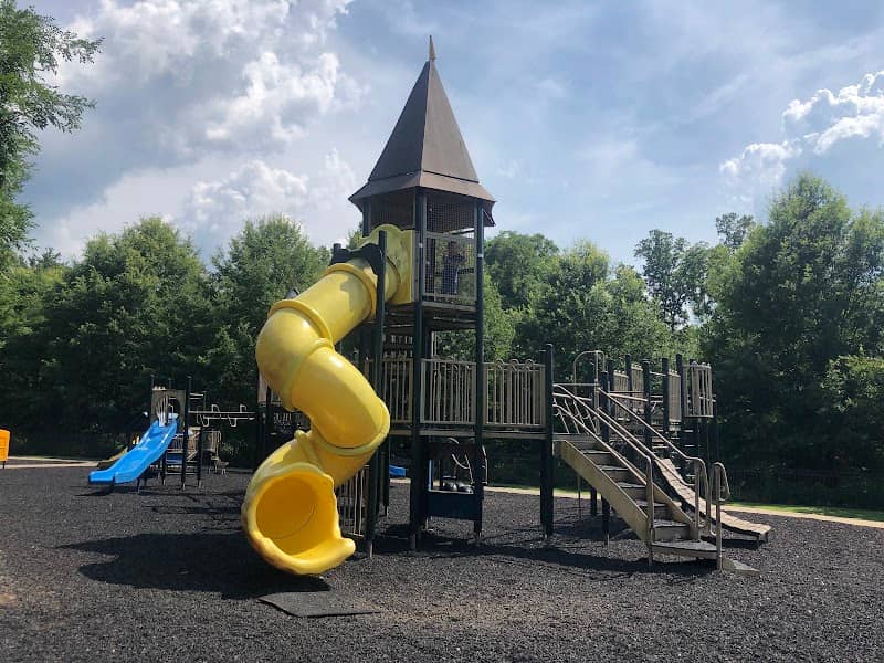 Martha's Park - Image 1