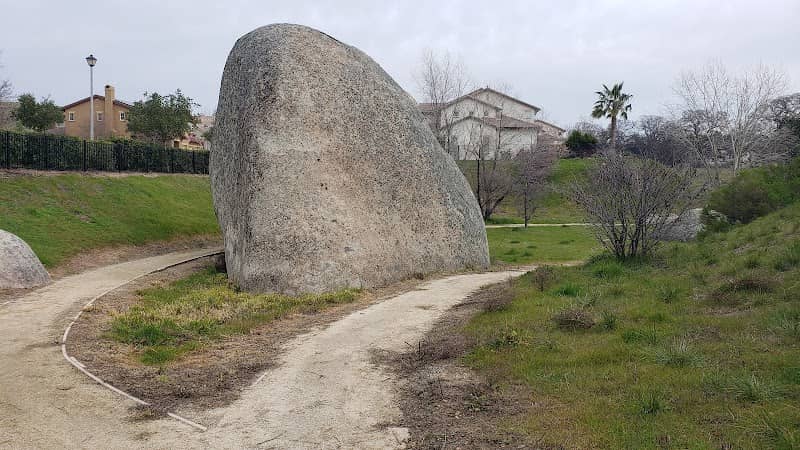 Giant Boulder Park - Image 2