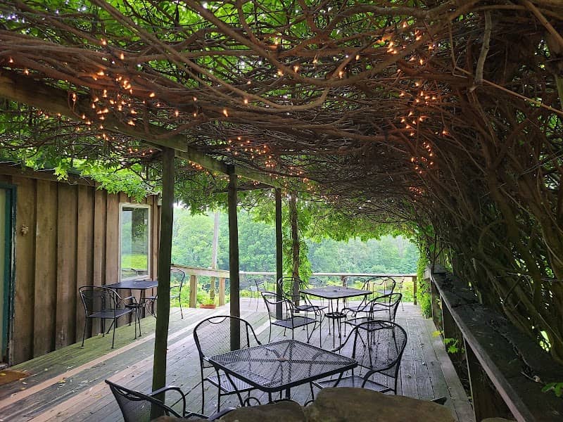 Hickory Ridge Vineyard and Winery - Image 1