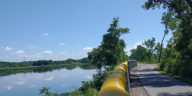 west Des Plaines River path - Image 1