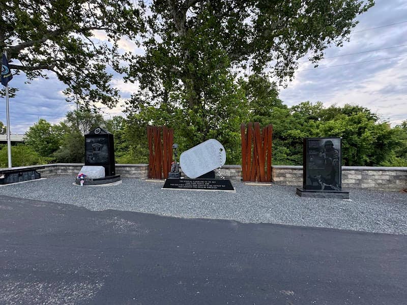 Veterans Park Memorial - Image 2