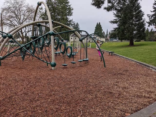 Lions Park - Image 1