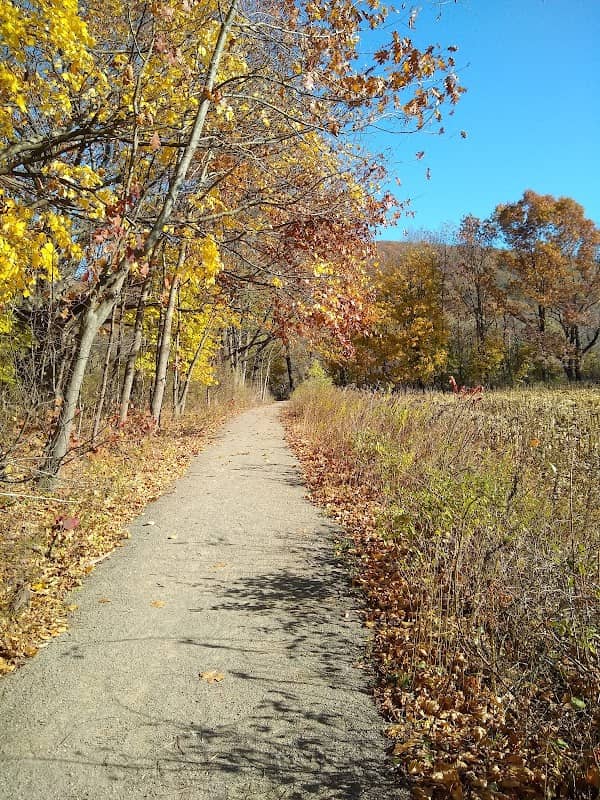 Riverfront Park - Image 1