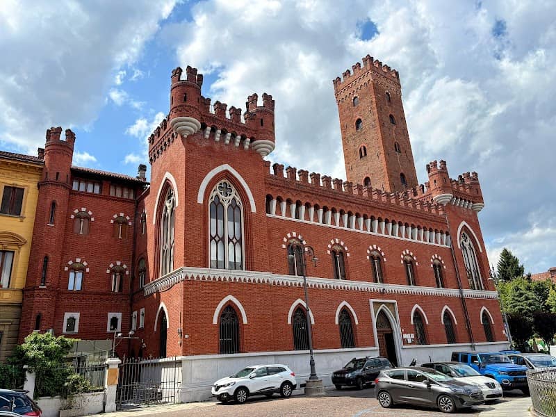 Torre Comentina - Image 2