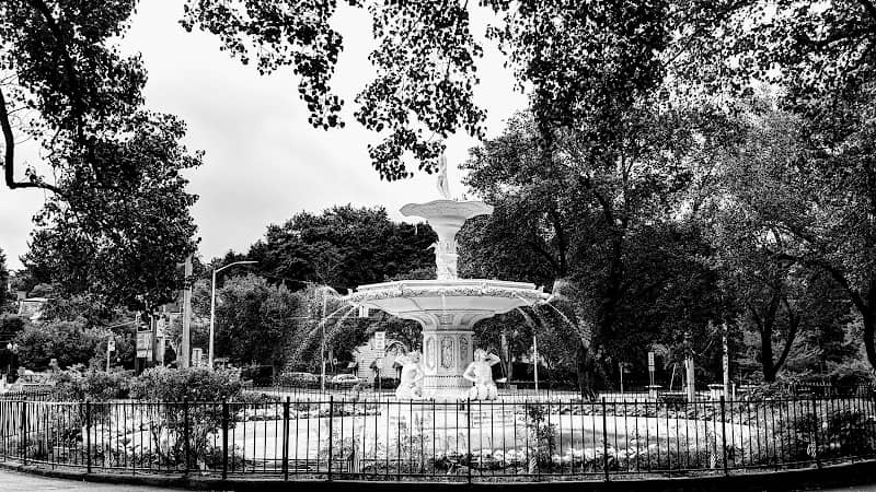 Soldiers Memorial Fountain - Image 1