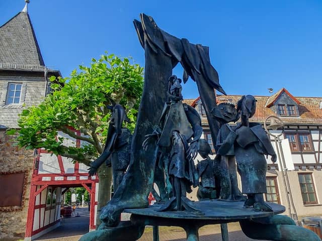 Brunnen auf dem Tivertonplatz - Image 1