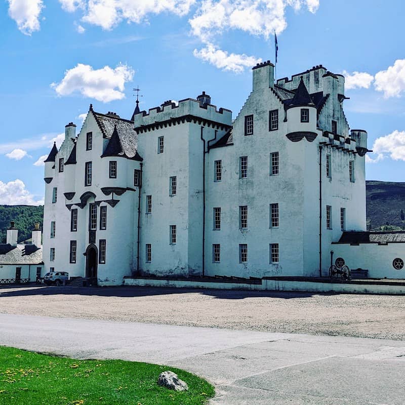 Blair Castle Gardens - Image 3