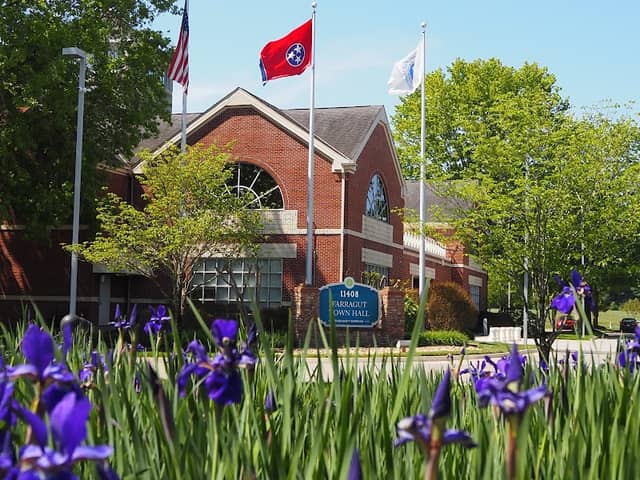 Farragut Museum - Image 1