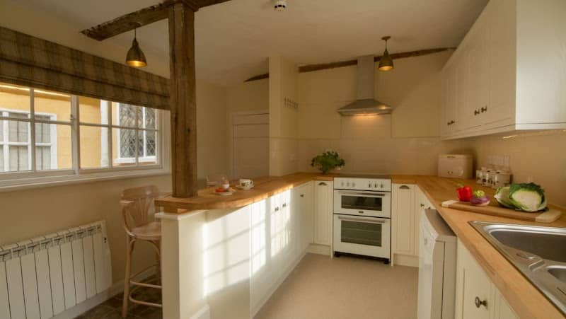 Thorington Lodge - Image 2