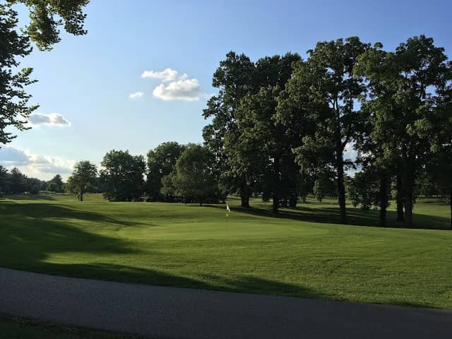 Cascades Golf Course - Image 1