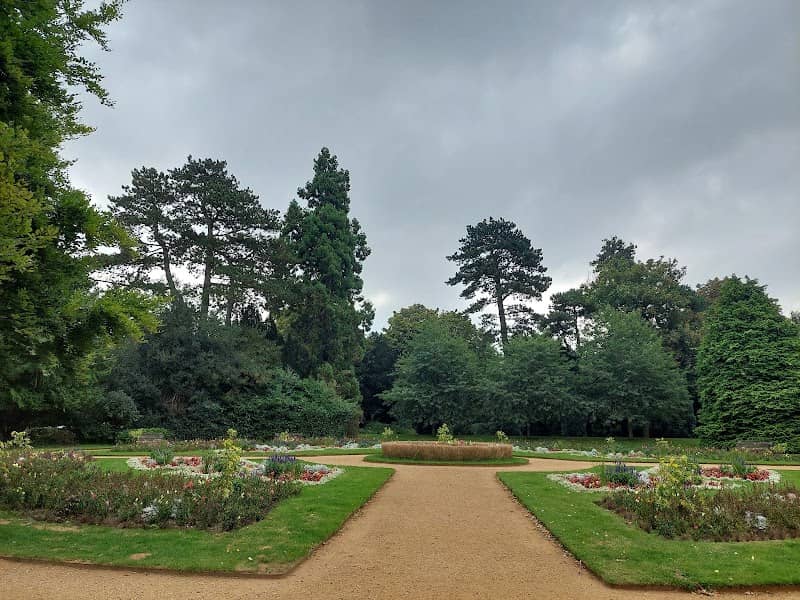 Abbey Gardens - Image 2
