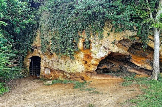 Cornwallis' Cave - Image 2
