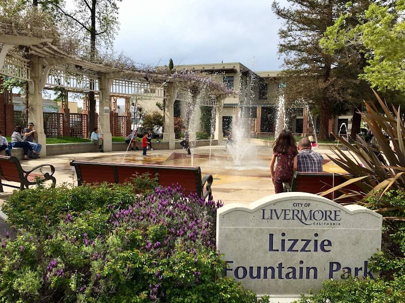 Lizzie Fountain Park - Image 1