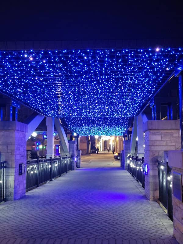 Waukesha Walk of Lights - Image 2